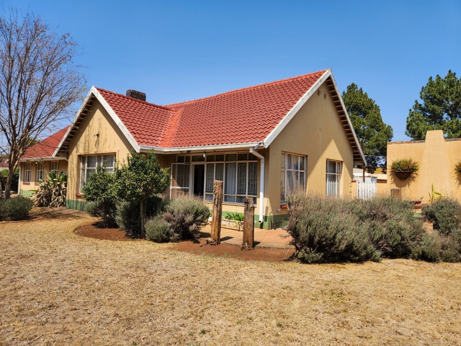 3 Bedroom Property for Sale in Stilfontein North West